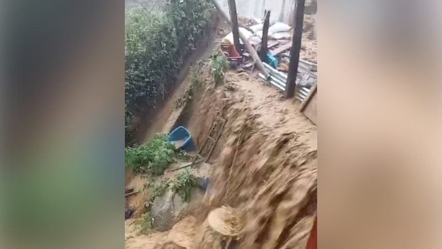 Piura: Intensas lluvias inundan las calles y viviendas de Ayabaca. 