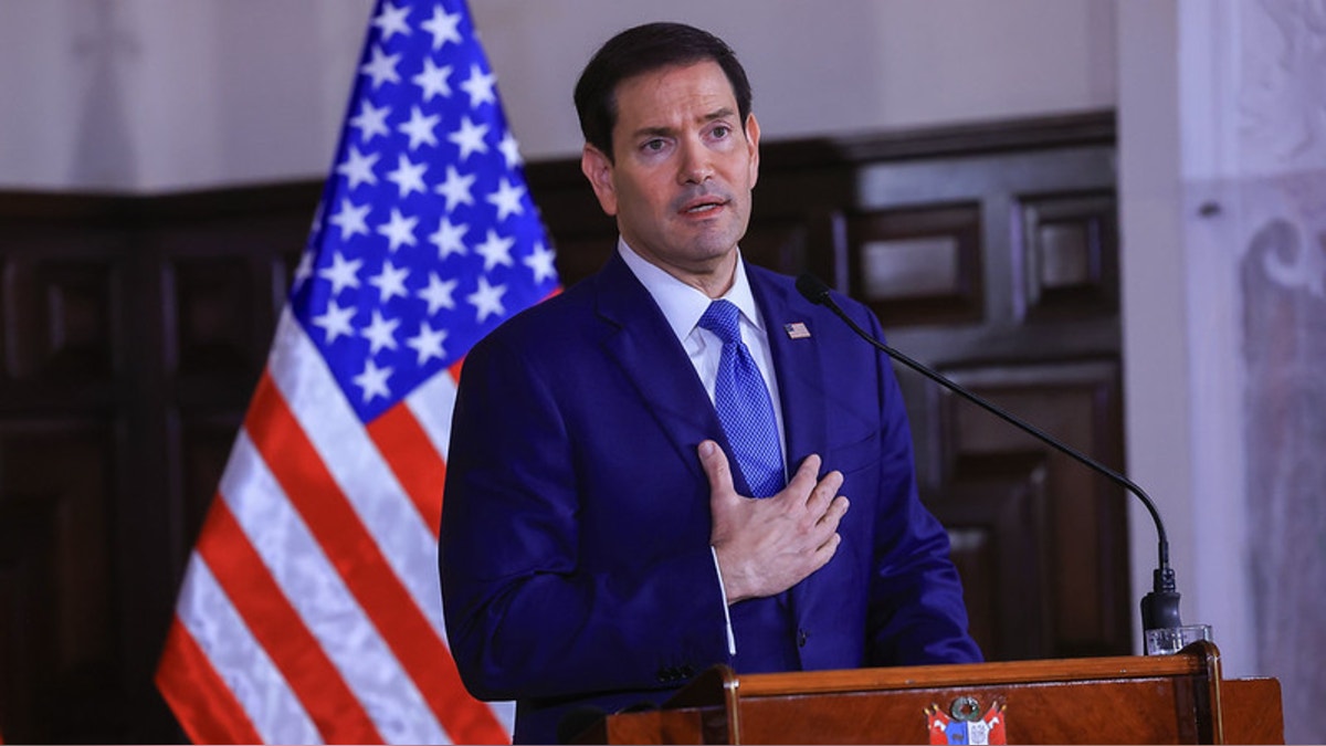 Asesor clave de Marco Rubio sobre Venezuela y Cuba deja el Departamento de Estado en EEUU