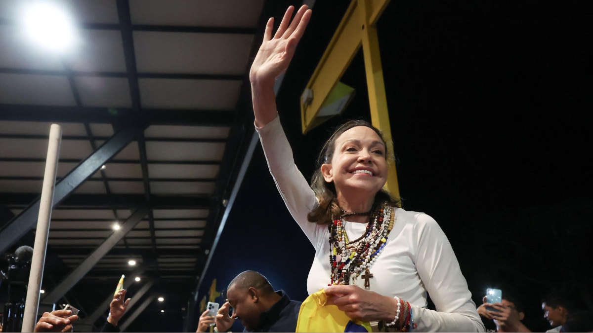María Corina Machado se reúne con familias de presos políticos y víctimas de abusos tras volver a Venezuela