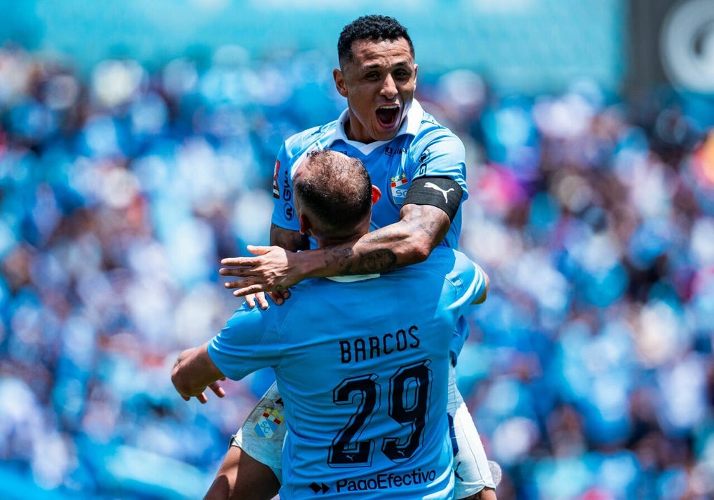 Yoshimar Yotún.