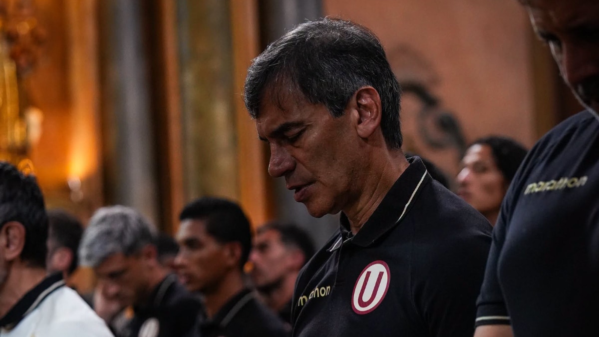 Lo pone arriba: Franco Velazco elogia a Fabián Bustos por el repunte de Universitario en el Clausura 2026