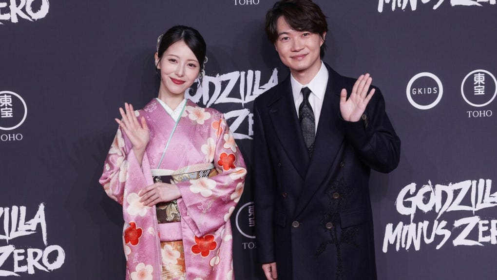 <strong>Minami Hamabe y Ryunosuke Kamiki, juntos en la premiere.</strong> Los actores japoneses interpretan a Noriko Oishi y Koichi Shikishima, respectivamente, en la nueva entrega de la franquicia.