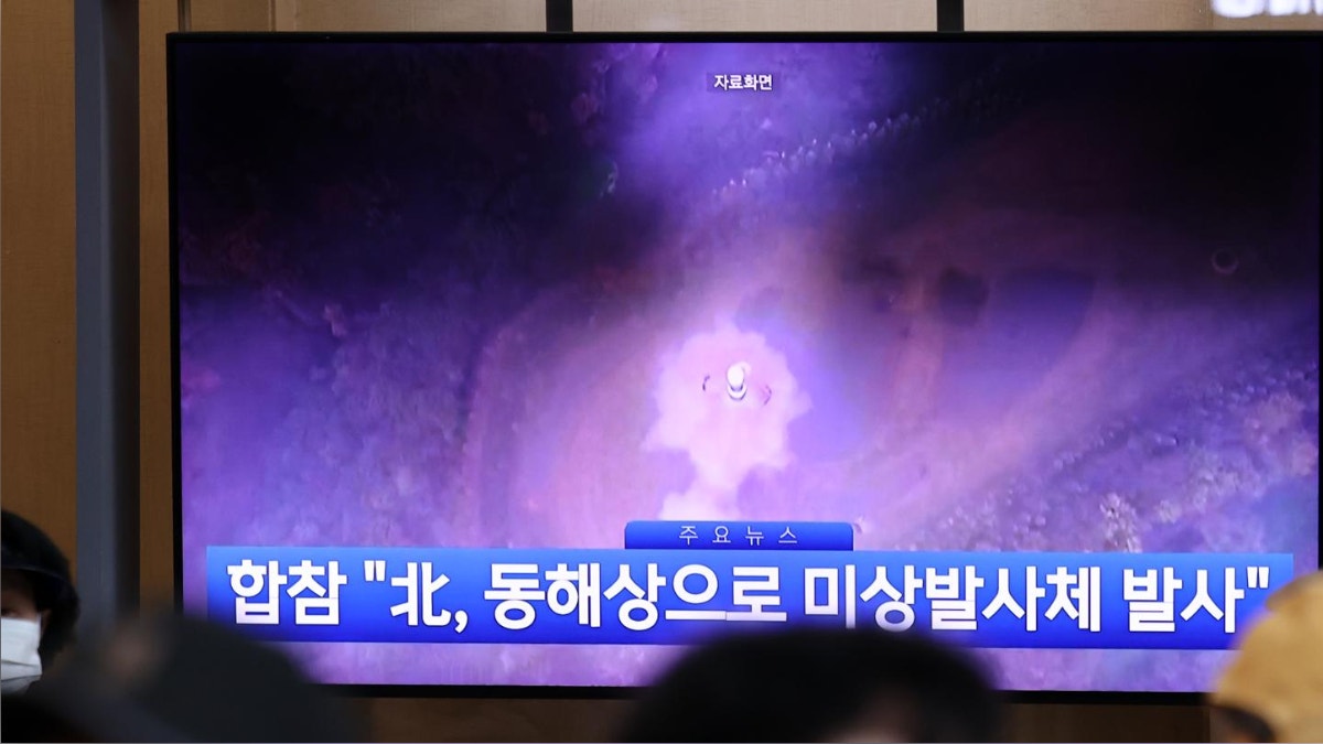 Corea del Norte lanzó más de diez misiles balísticos al mar de Japón en plena tensión regional