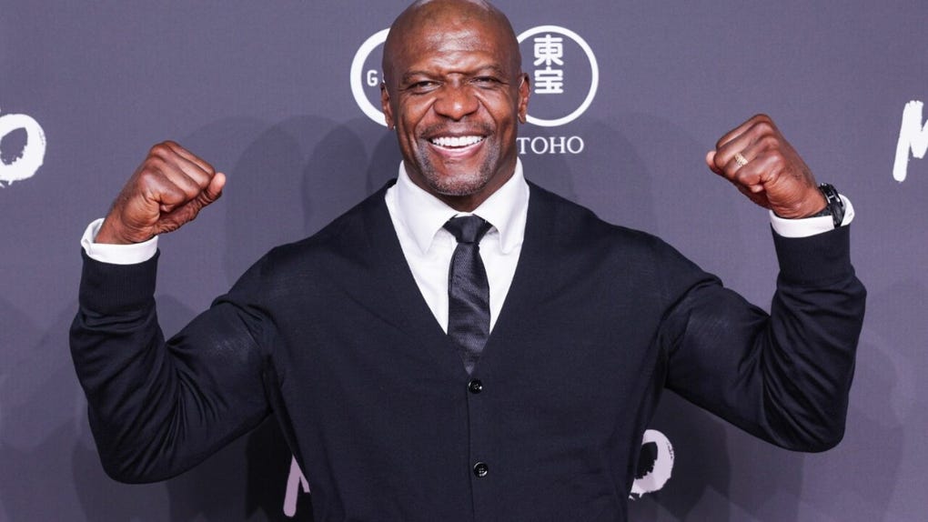 <strong>Terry Crews se sumó a la celebración.</strong> El actor estadounidense, conocido por películas como ¿Y dónde están las rubias? y Los indestructibles, fue una de las figuras de Hollywood que desfilaron por la alfombra roja.